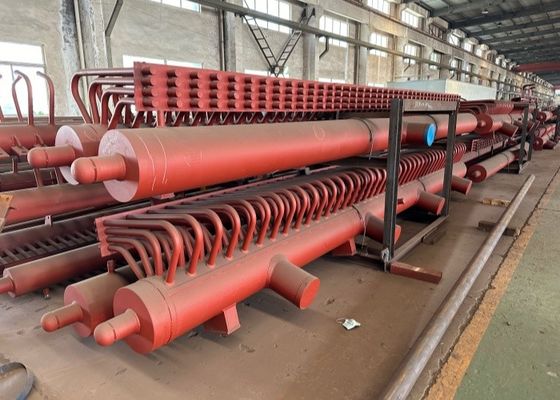 23000 mm de longitud del tanque de cabeza de vapor para la salida de agua caliente en aplicaciones industriales